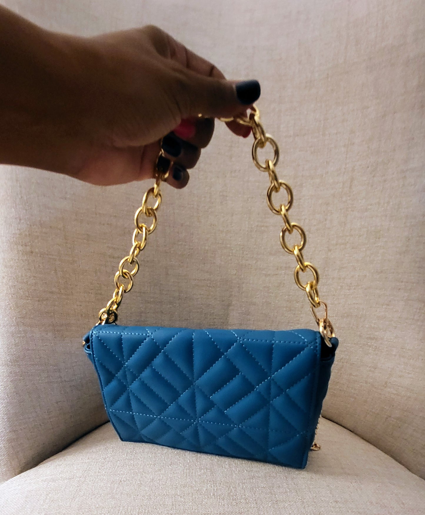 Quilted Faux Leather Chain Flap Bag: TQ
