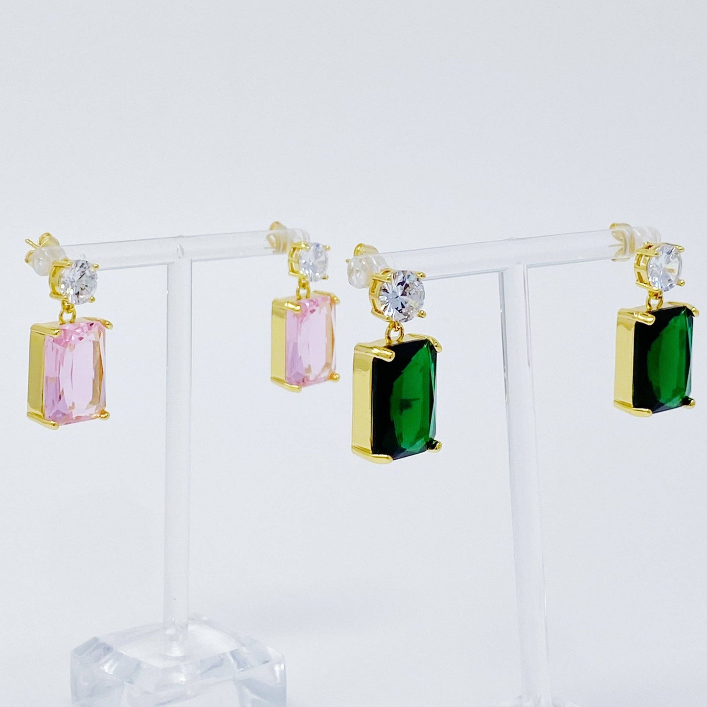 Banquet In Castle Jewel Earrings: Emerald Green