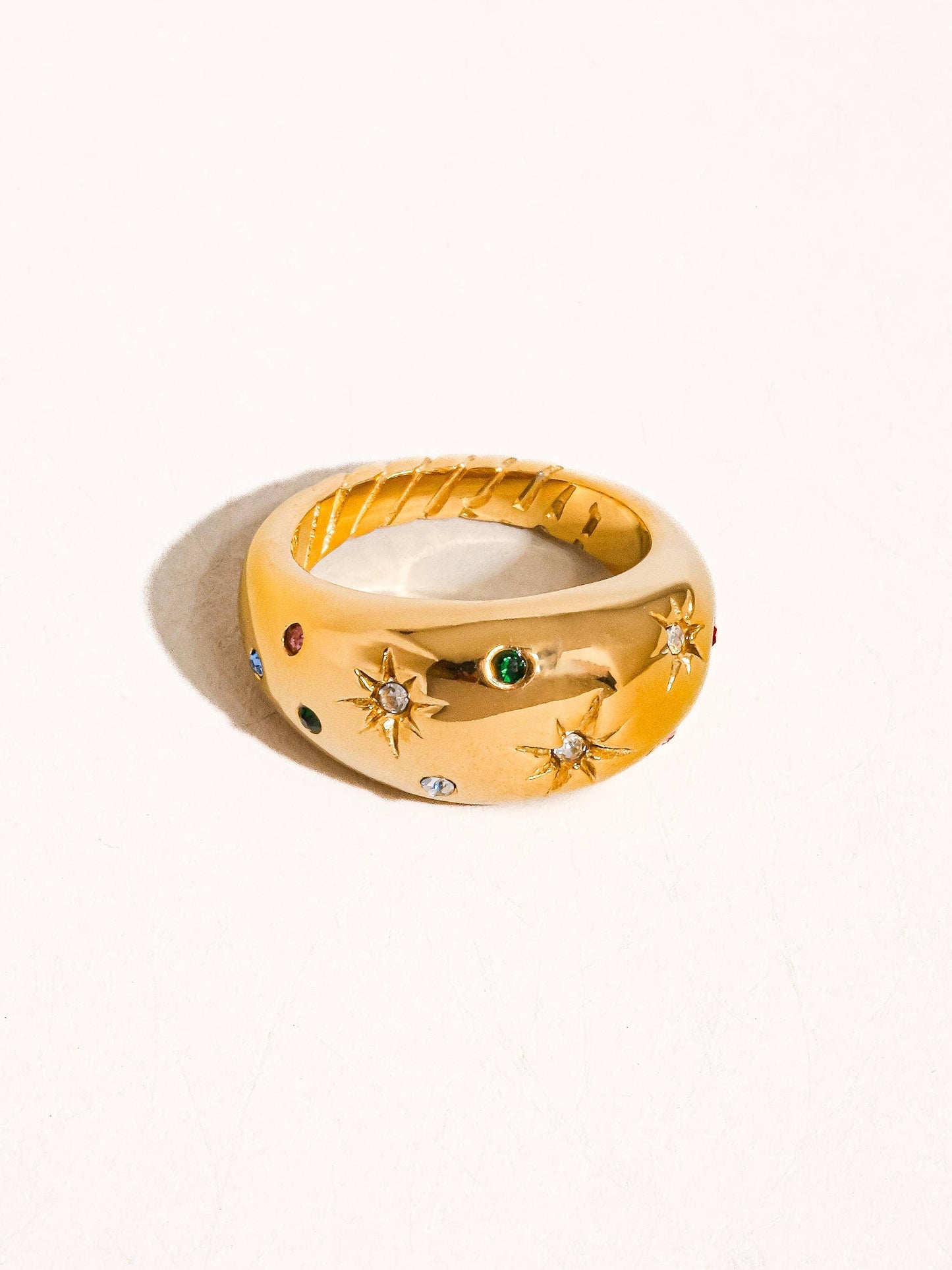 Angela 18K Gold Star Dome Ring