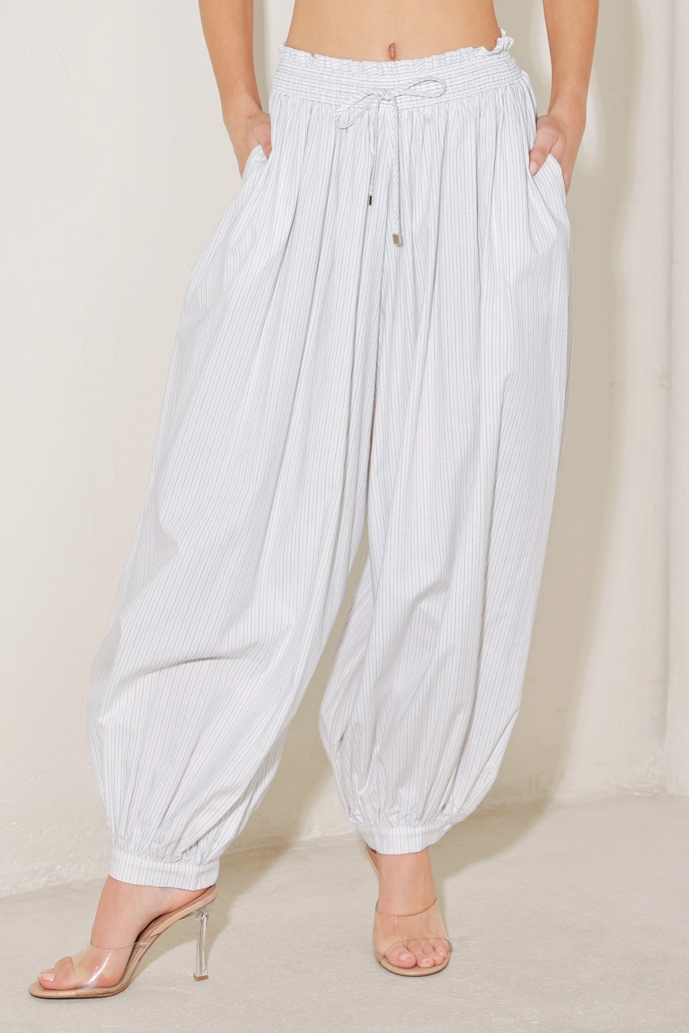 PACIFIC EASE WOVEN BALLON PANTS